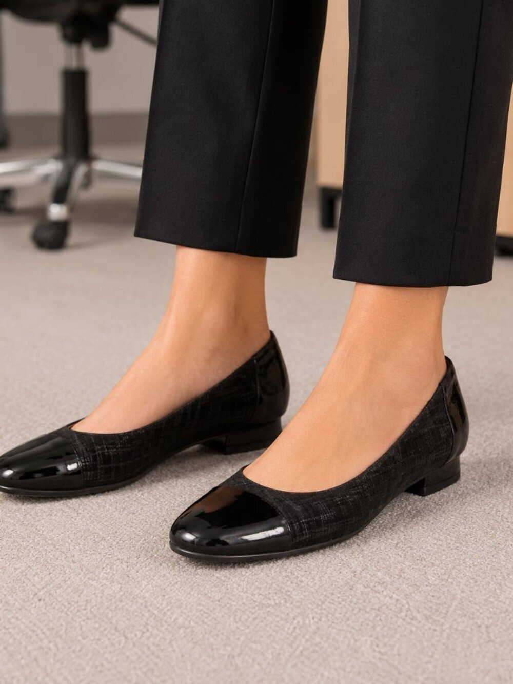 Beautifeel Flats 5 - 5.5 Womens Black Leather Slip On Almont Cap Toe Casual 36